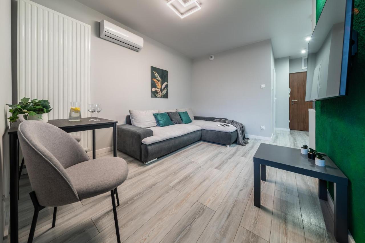 Resinest Apartamenty Jurowiecka J17 Bialystok Exterior photo